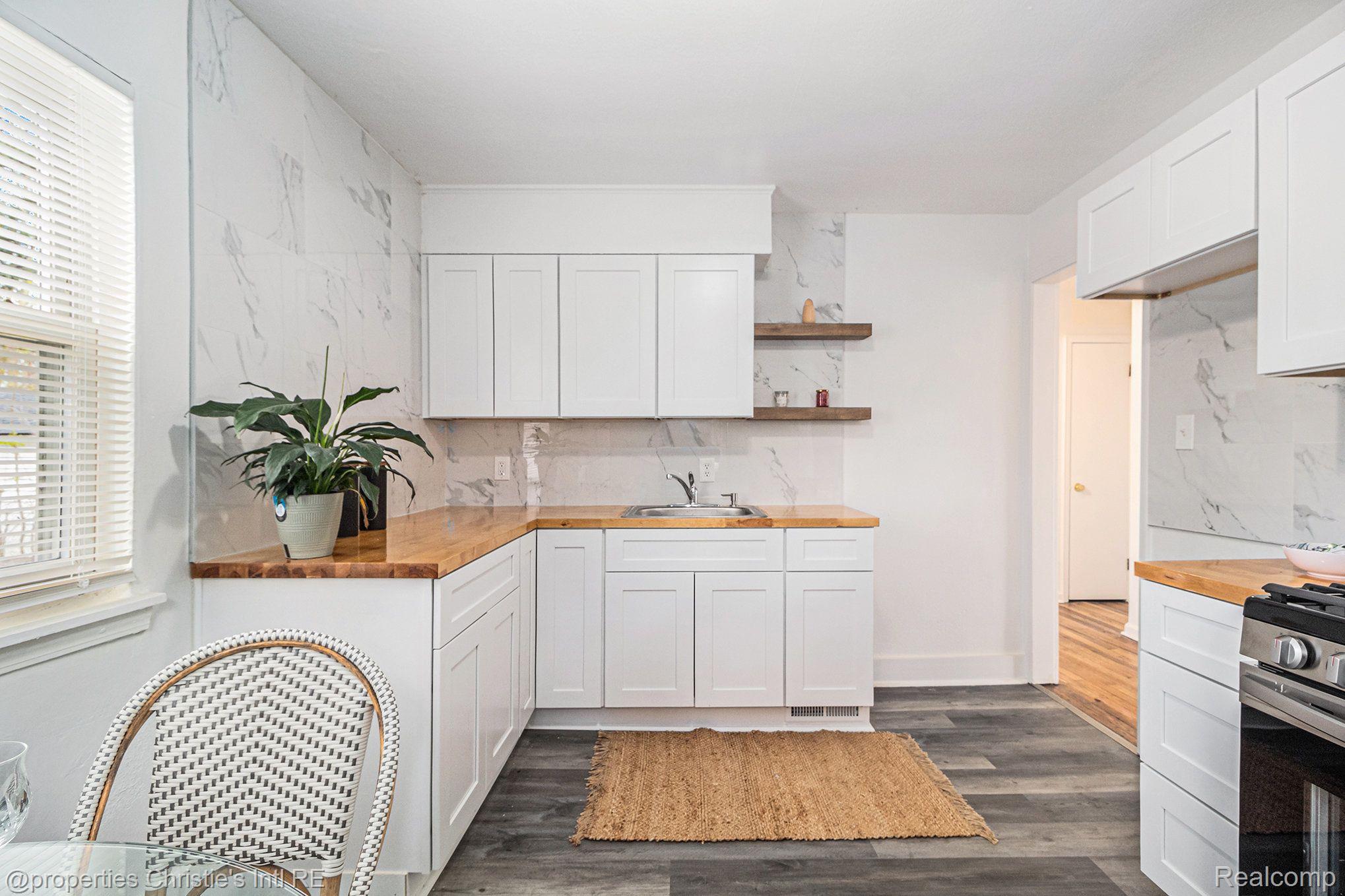 11669 CHATHAM