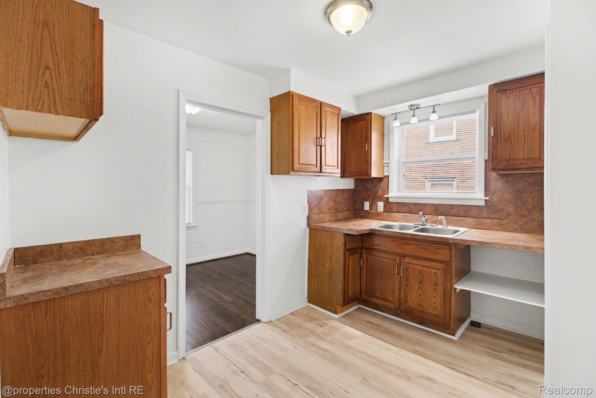 19444 Ryan Road