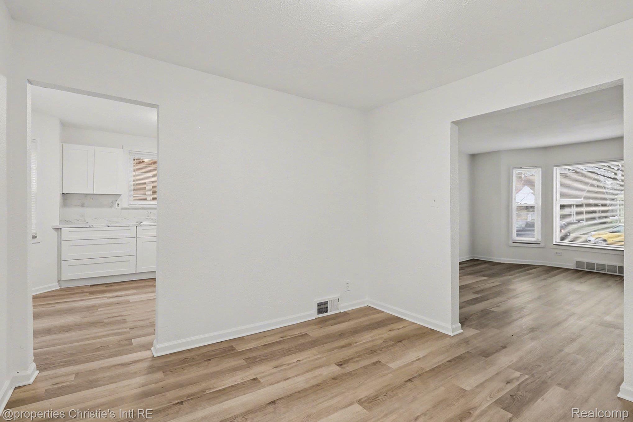 18300 Mendota Street