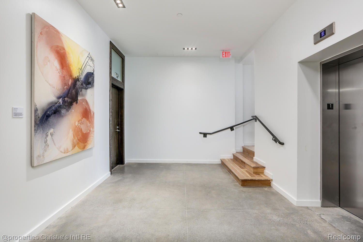 1454 TOWNSEND Street 202