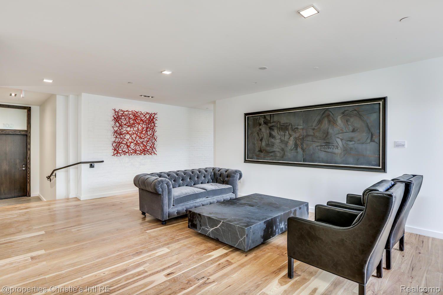 1454 TOWNSEND Street 202