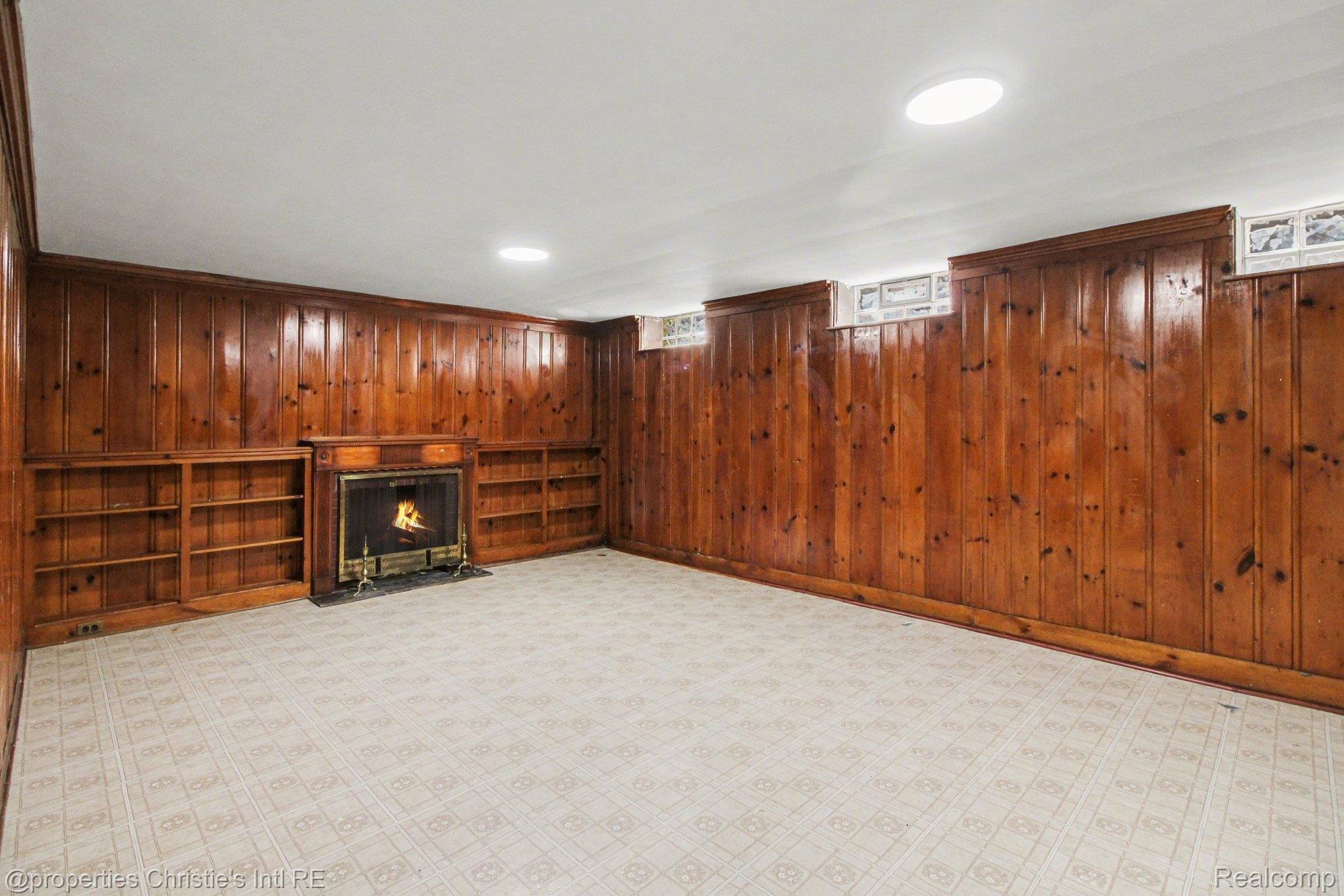 18944 Warrington Drive