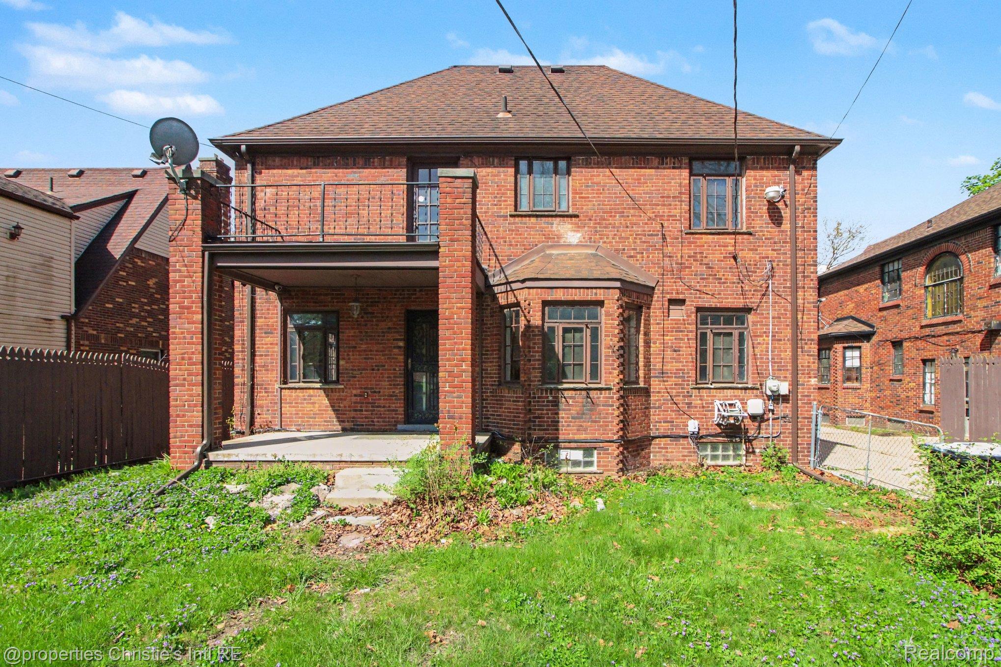 18944 Warrington Drive