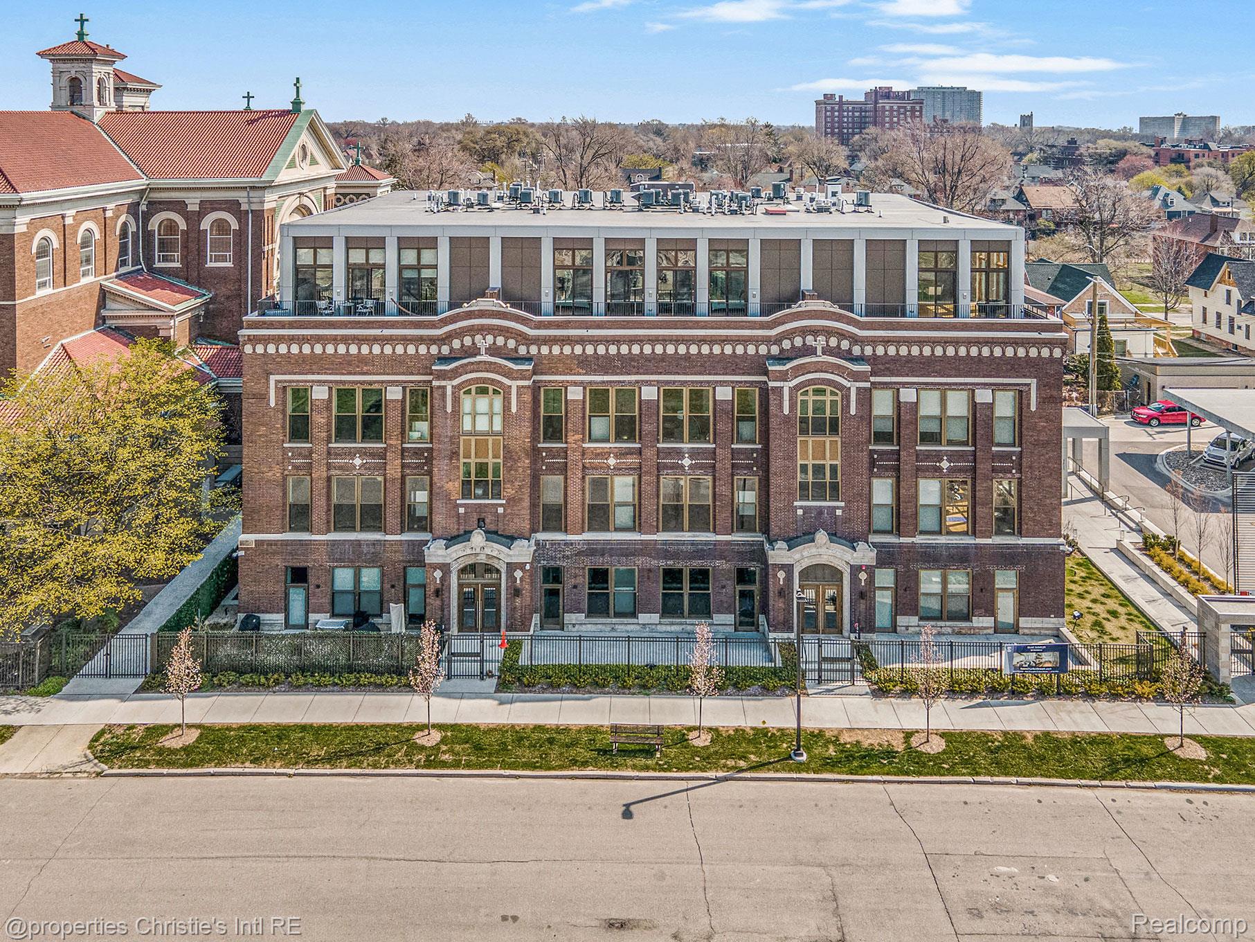 1454 Townsend Street 206