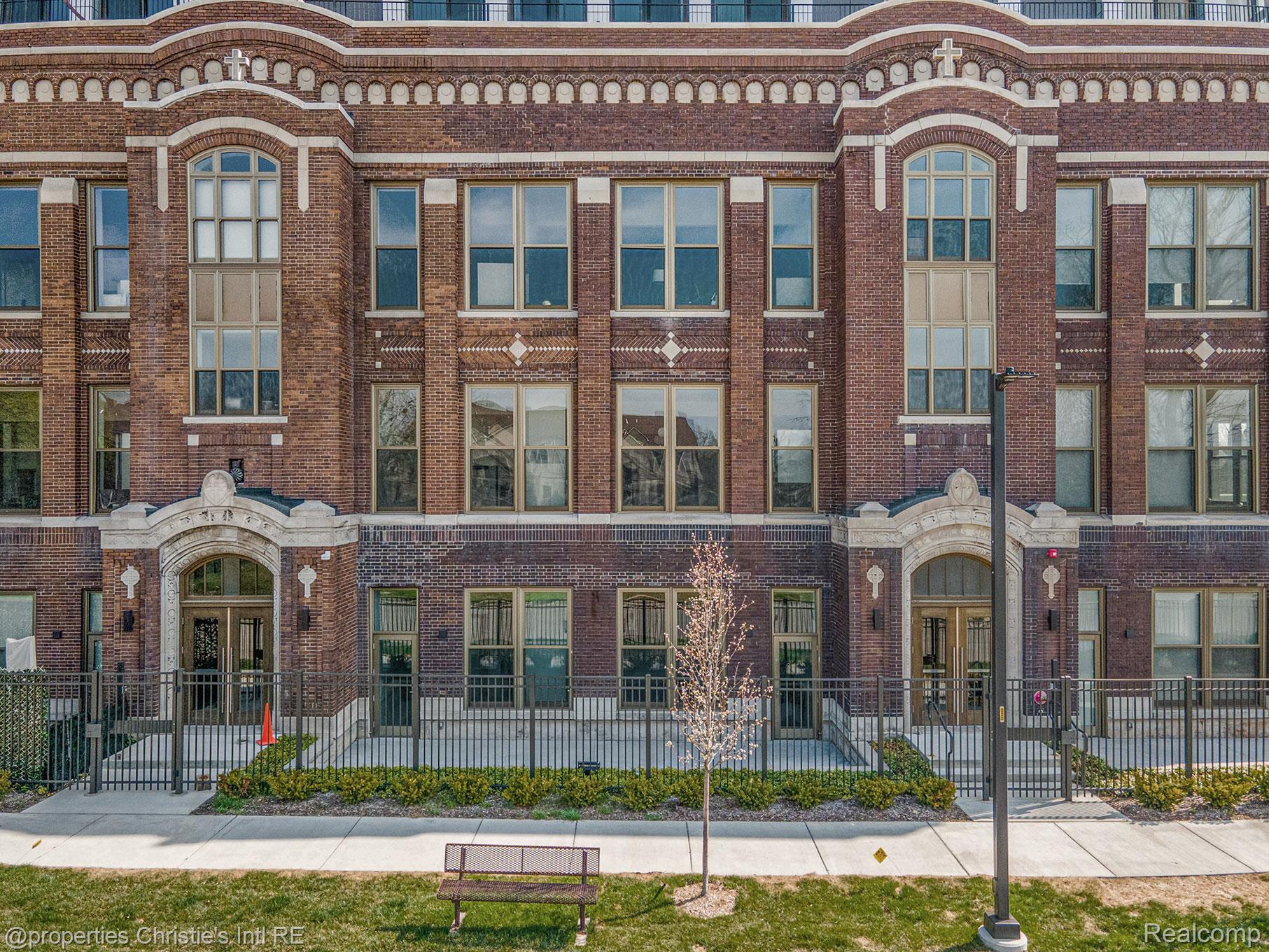 1454 Townsend Street 206