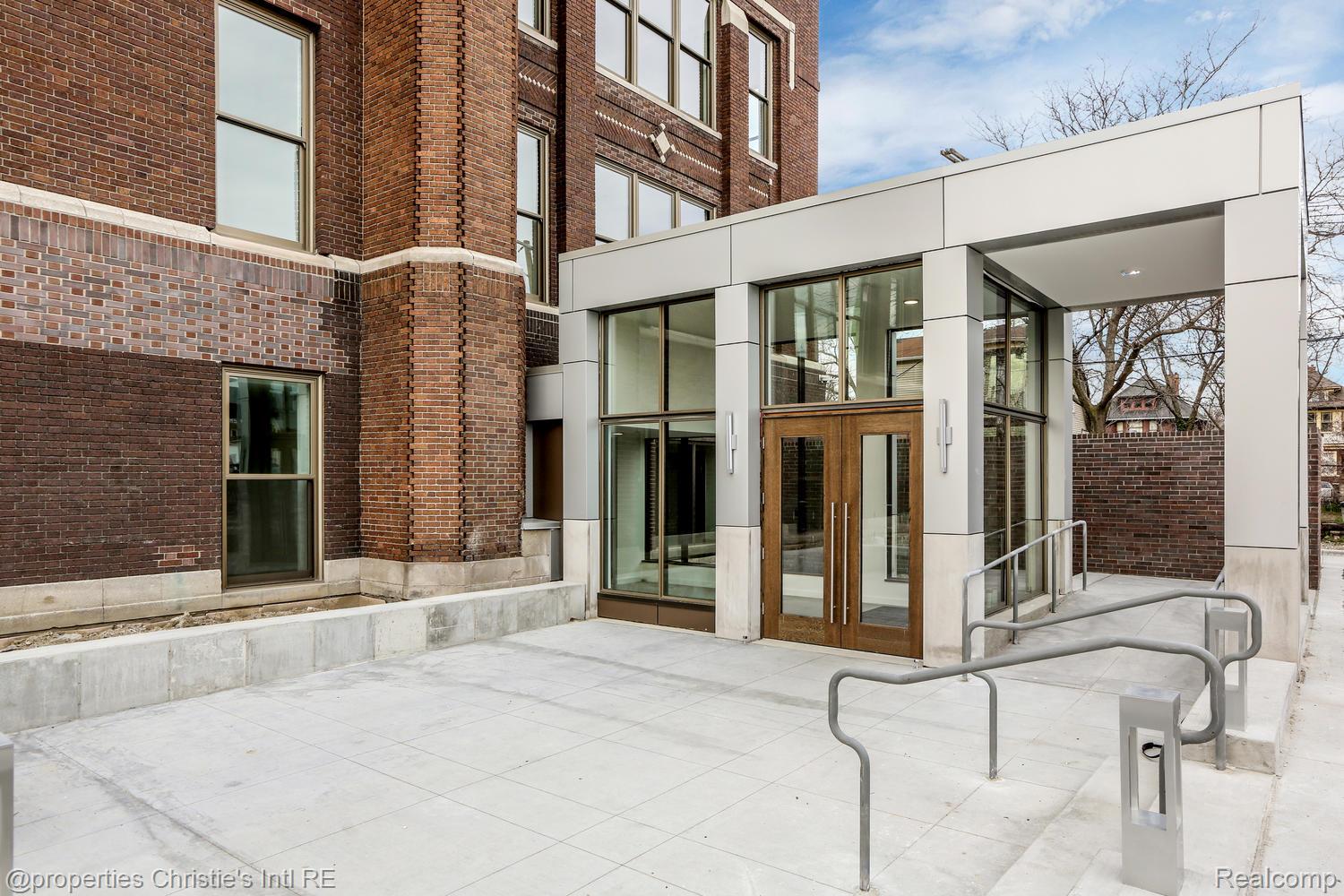 1454 Townsend Street 206