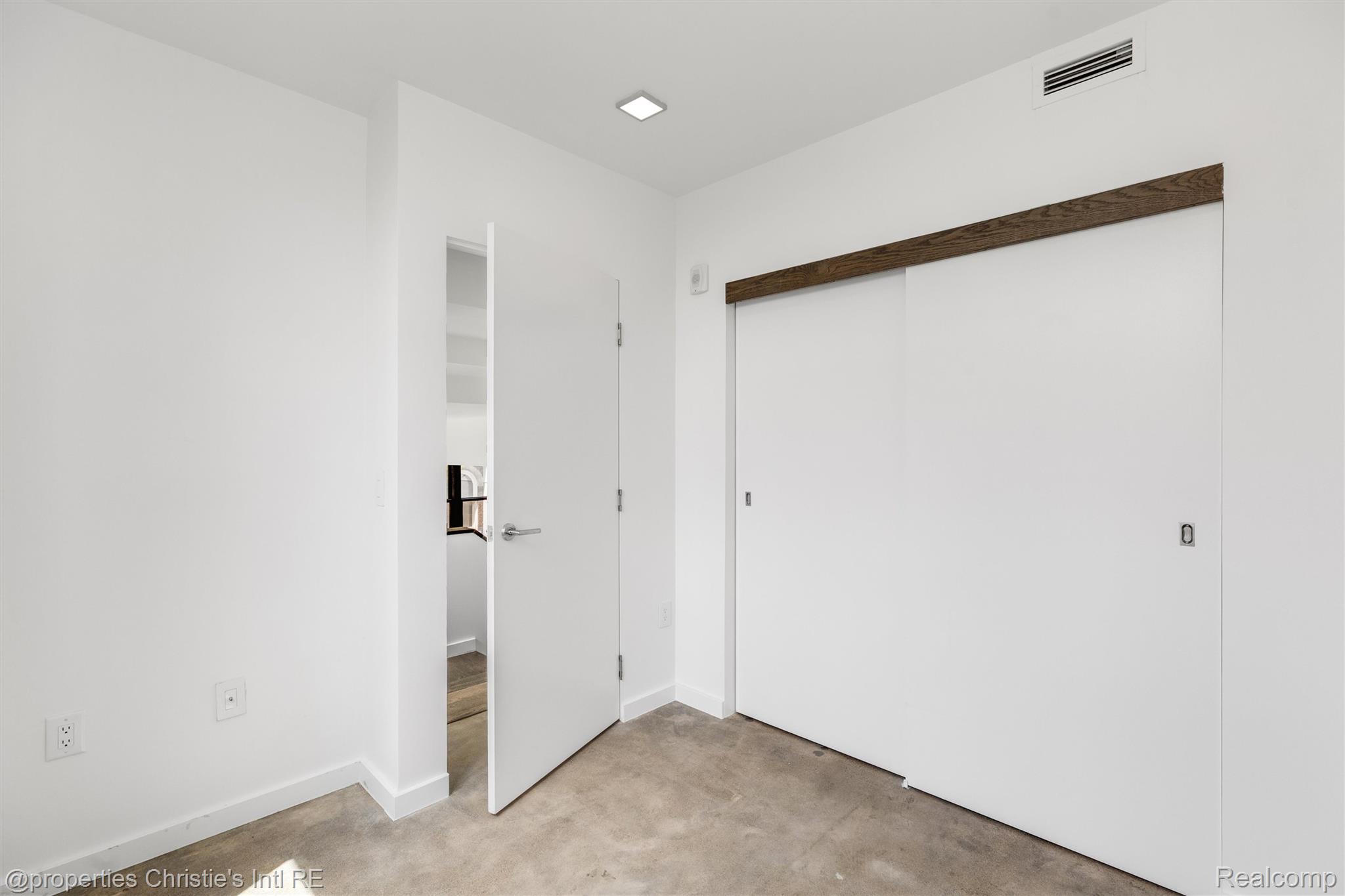 1454 Townsend Street 206