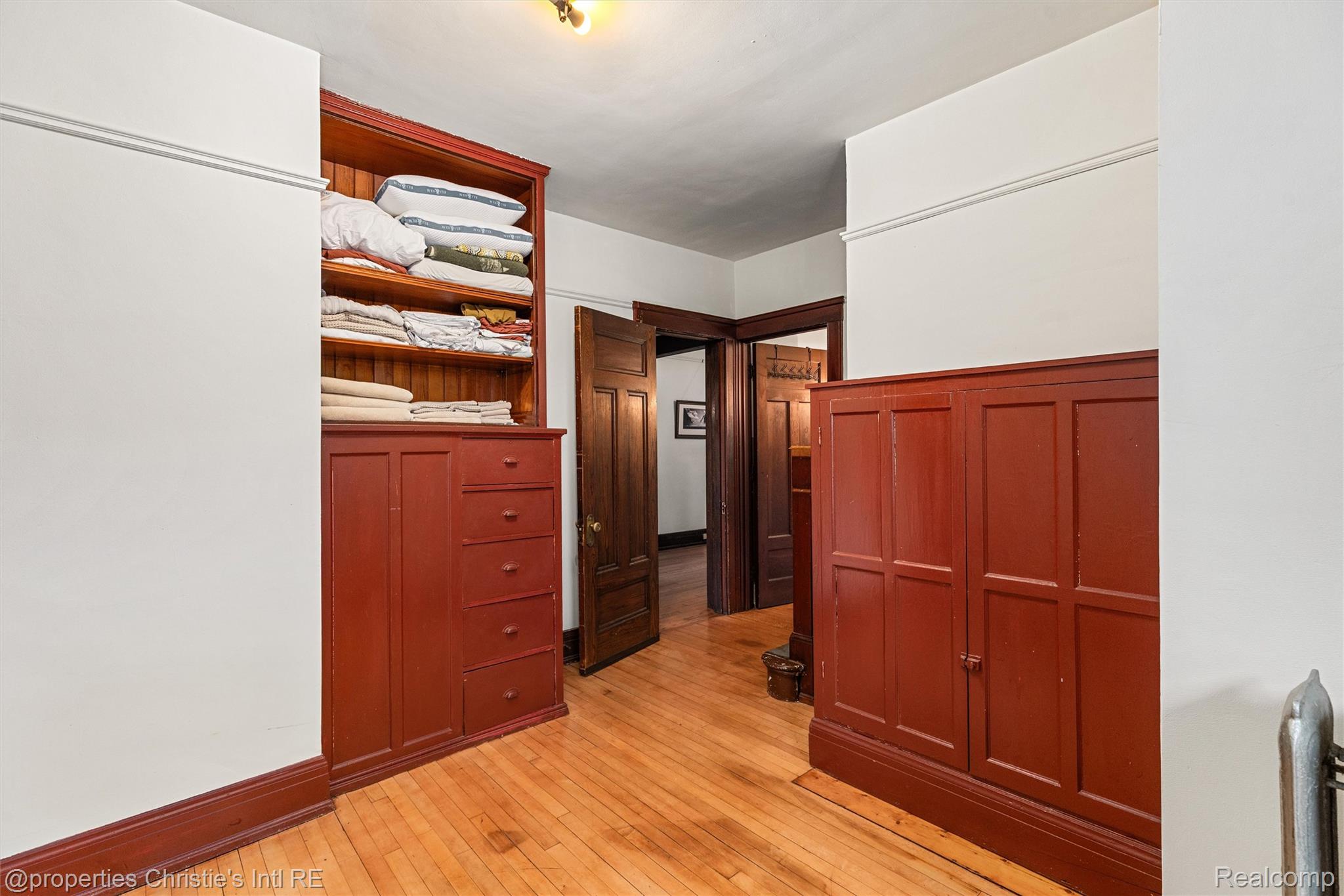 36 Longfellow Street