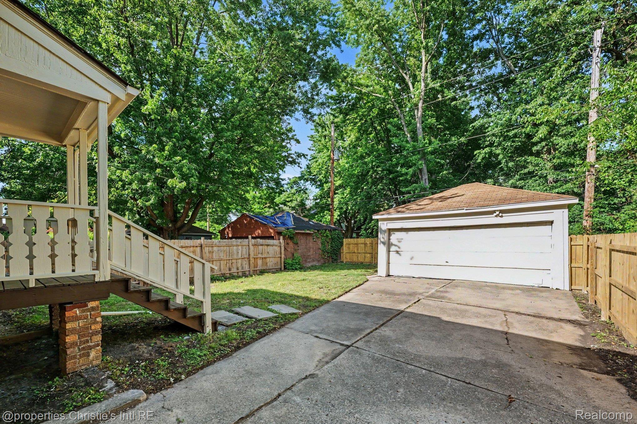 5984 Kensington Avenue