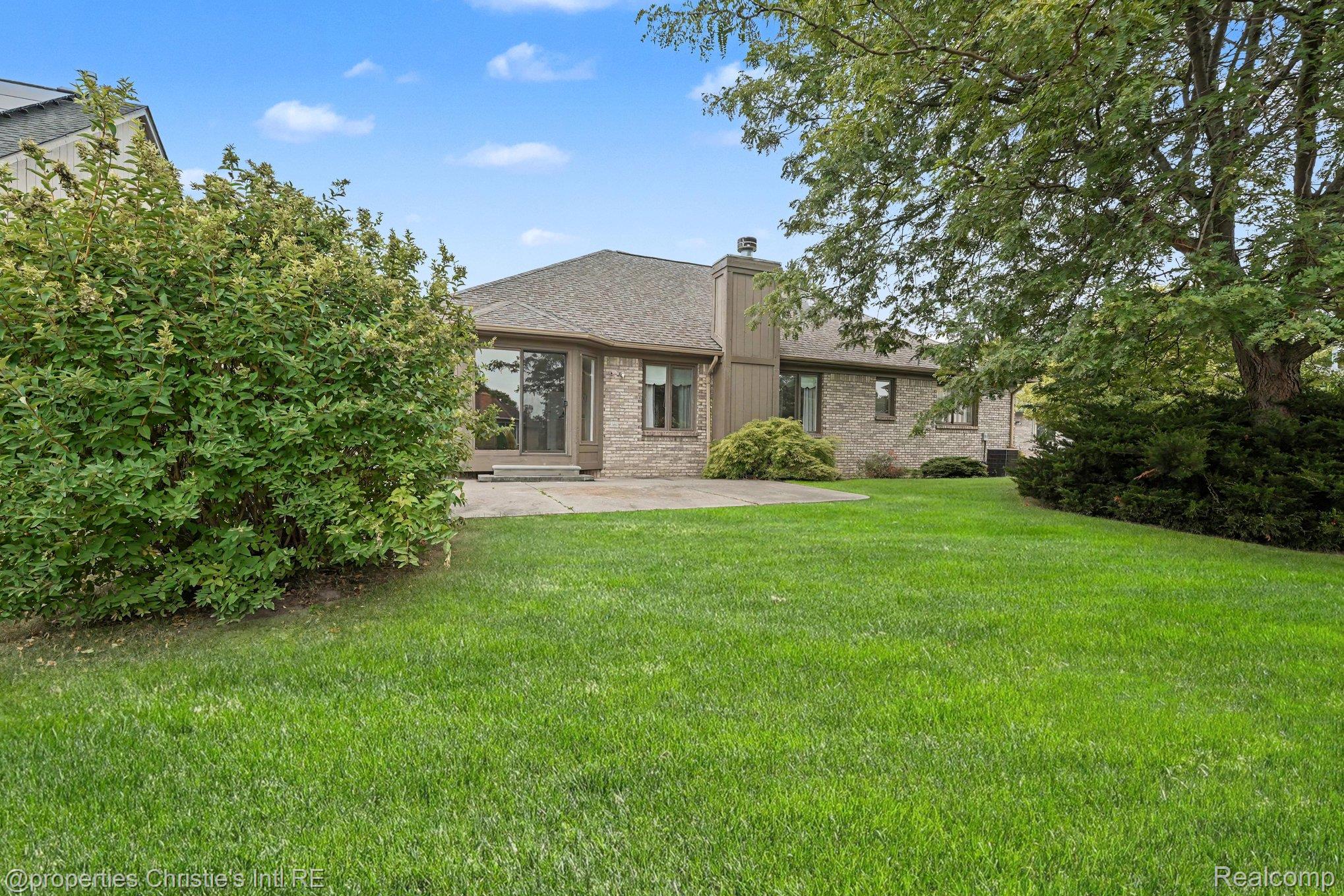 49316 Deerfield Park