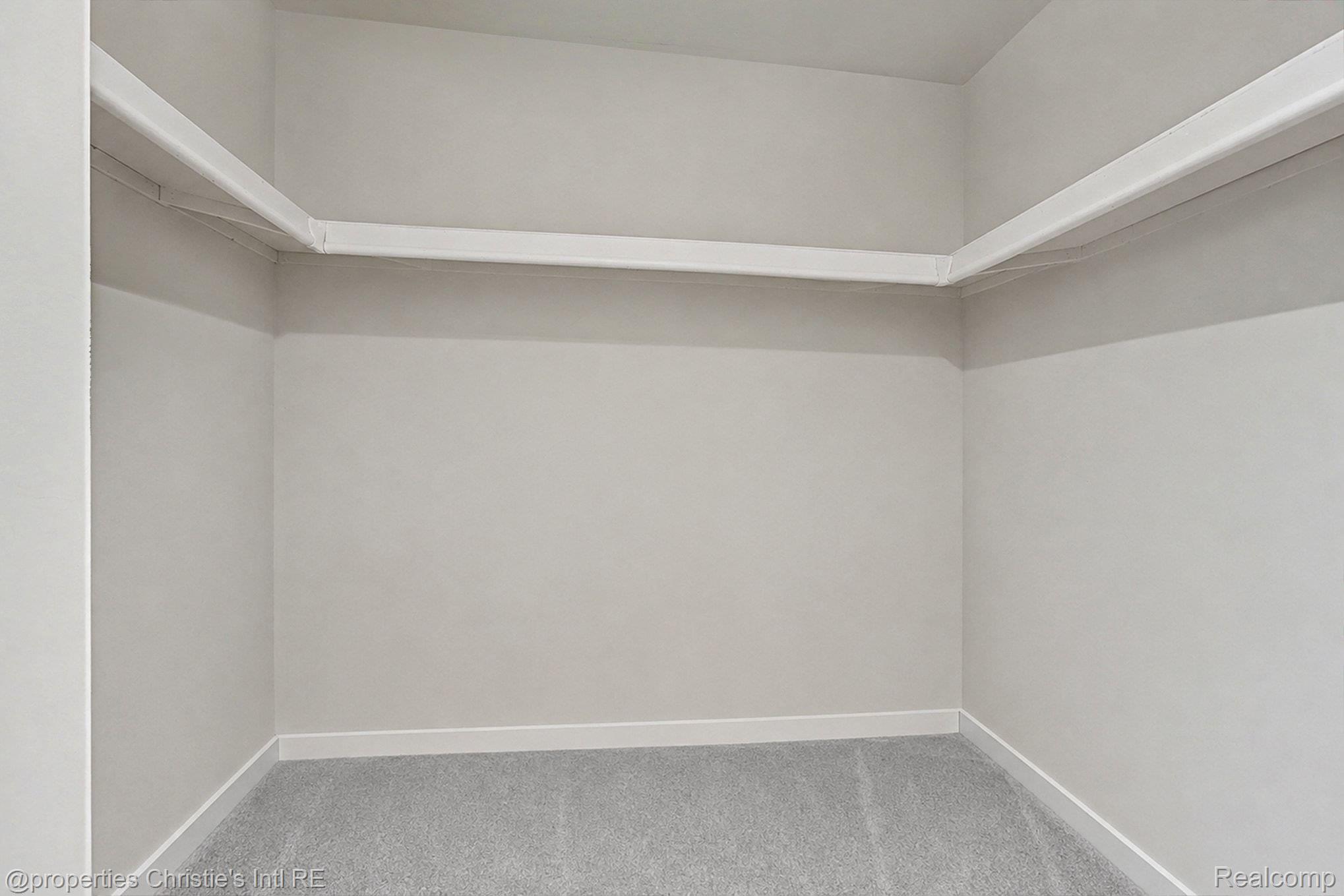 49316 Deerfield Park