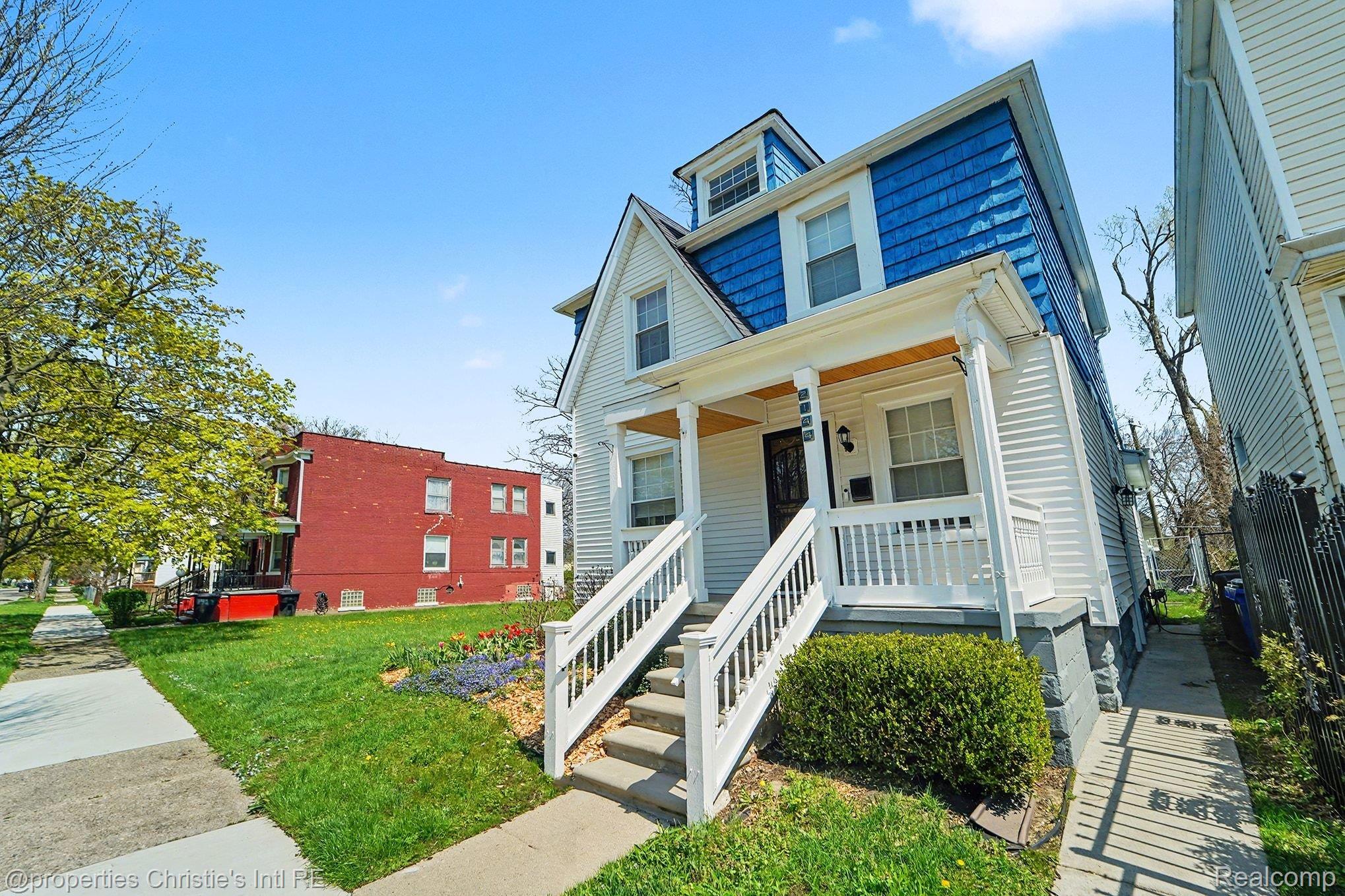 2144 Fischer Street