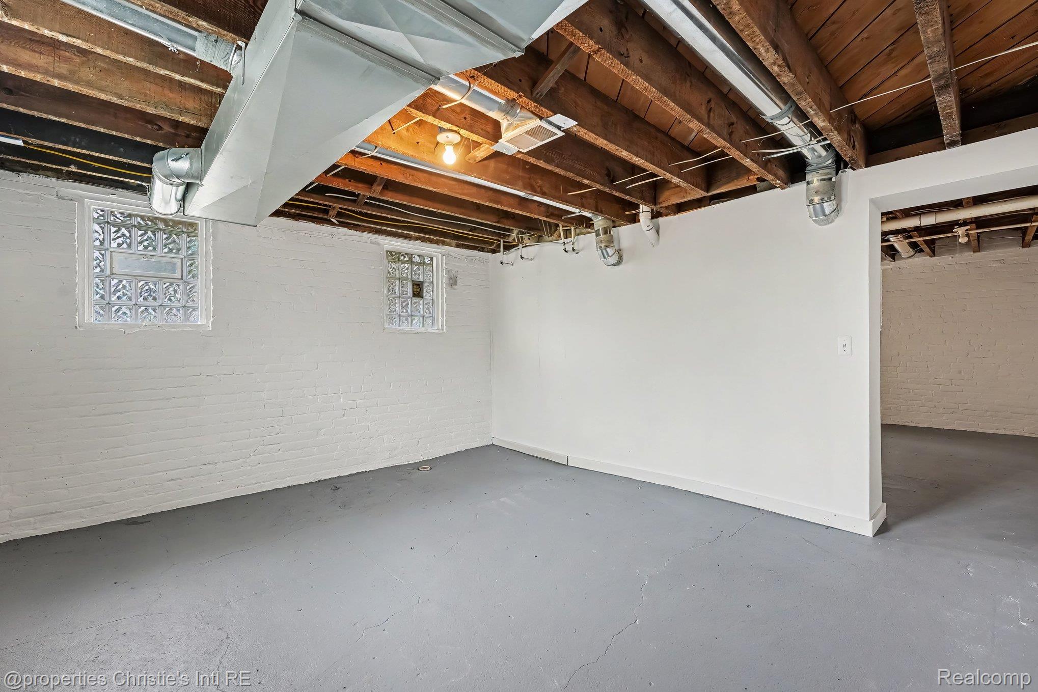 605 ATKINSON Street