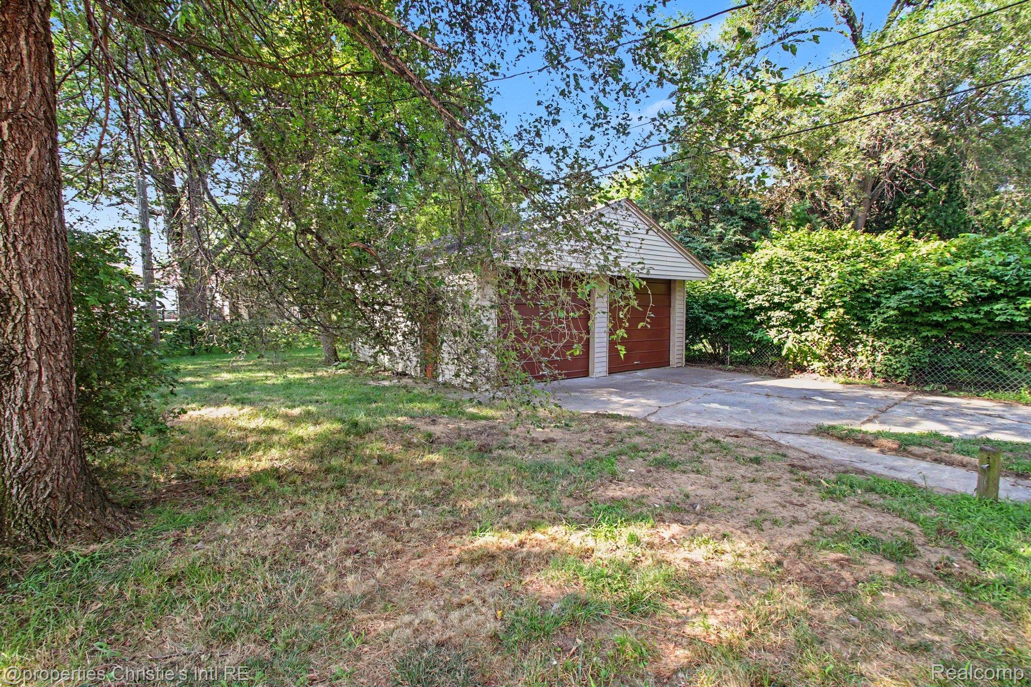 8154 Prospect Avenue