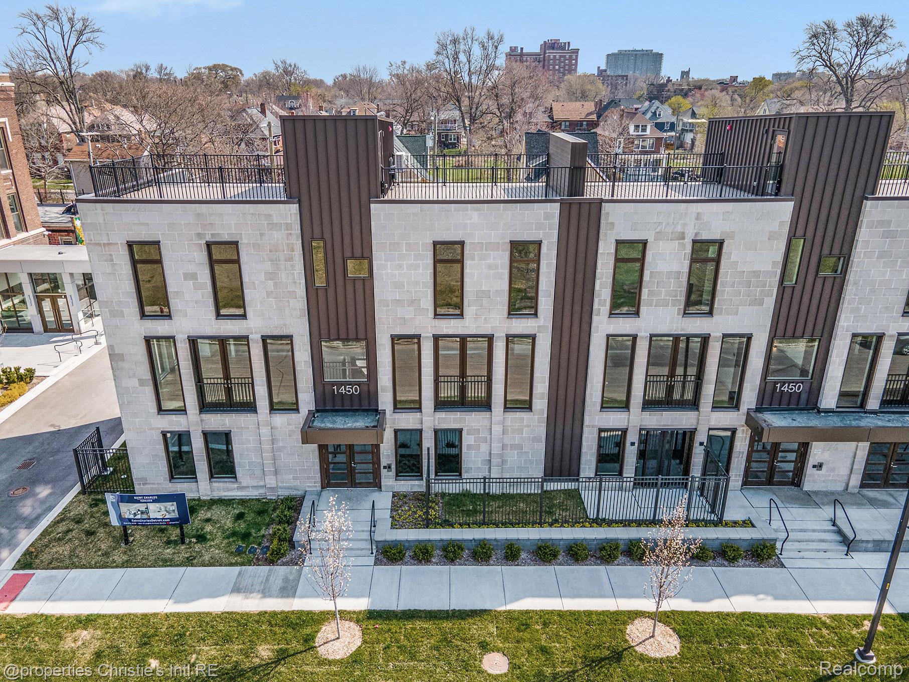 1450 Townsend Street Unit: 9