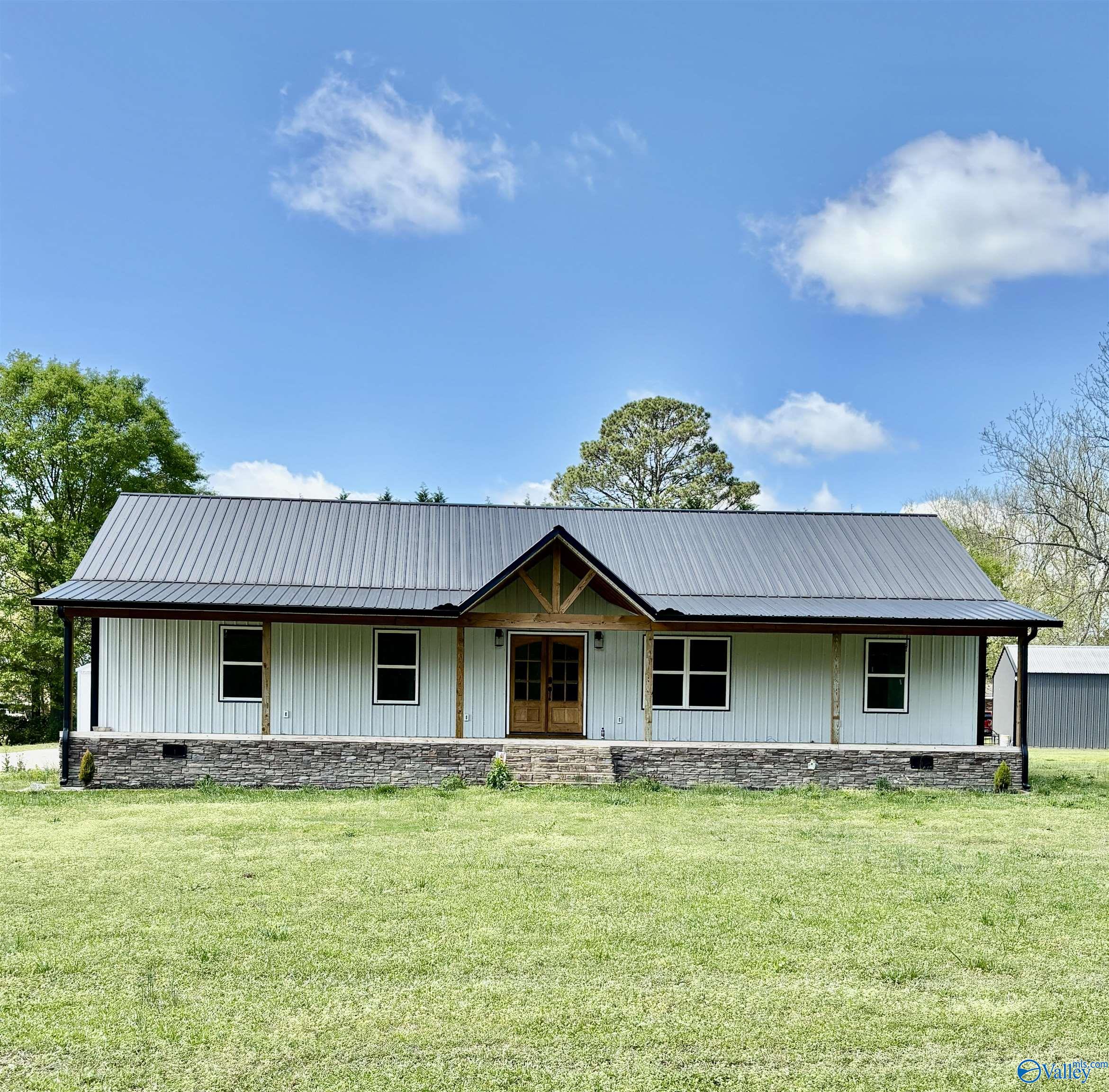 86 Moon Road