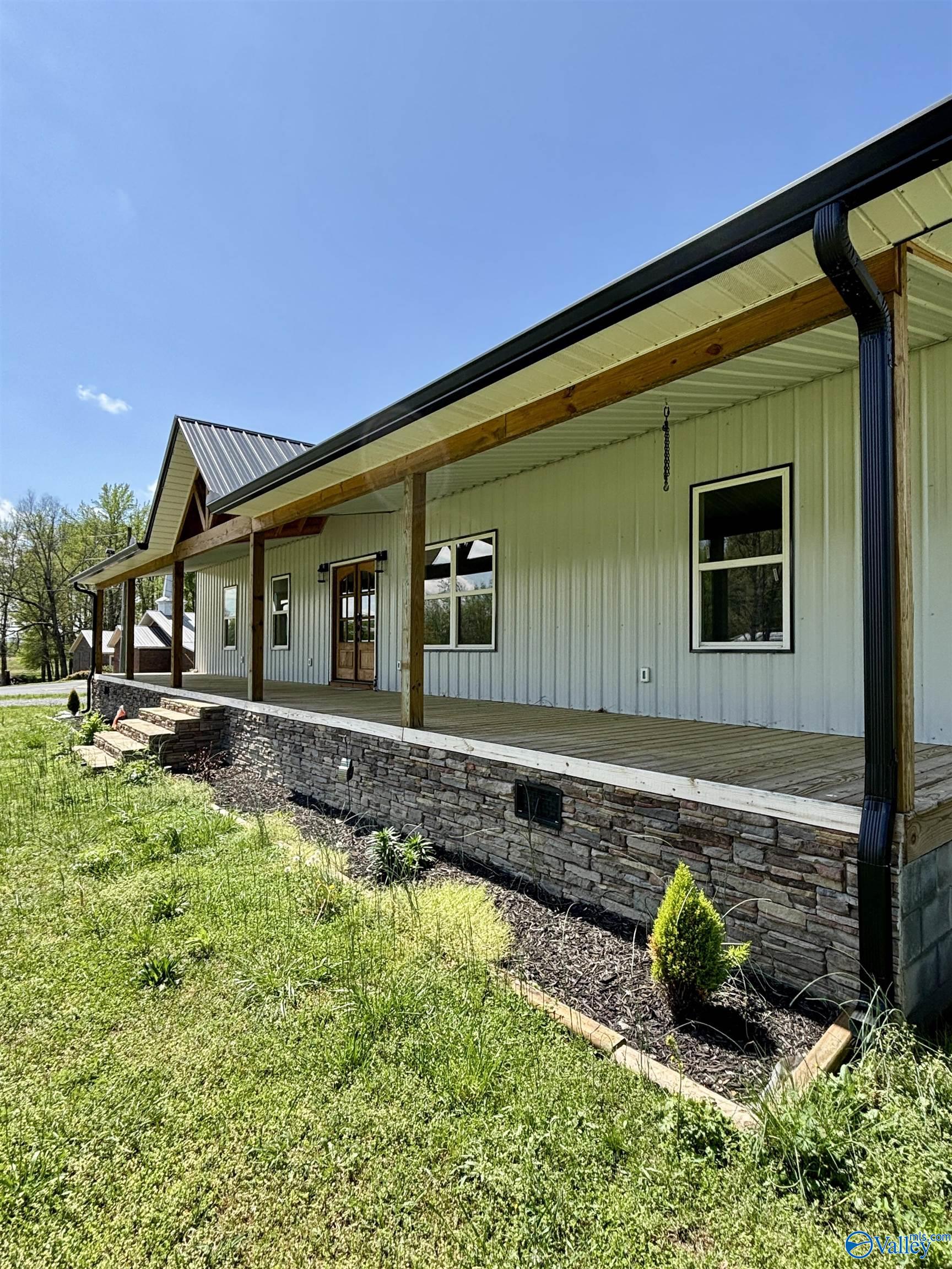 86 Moon Road