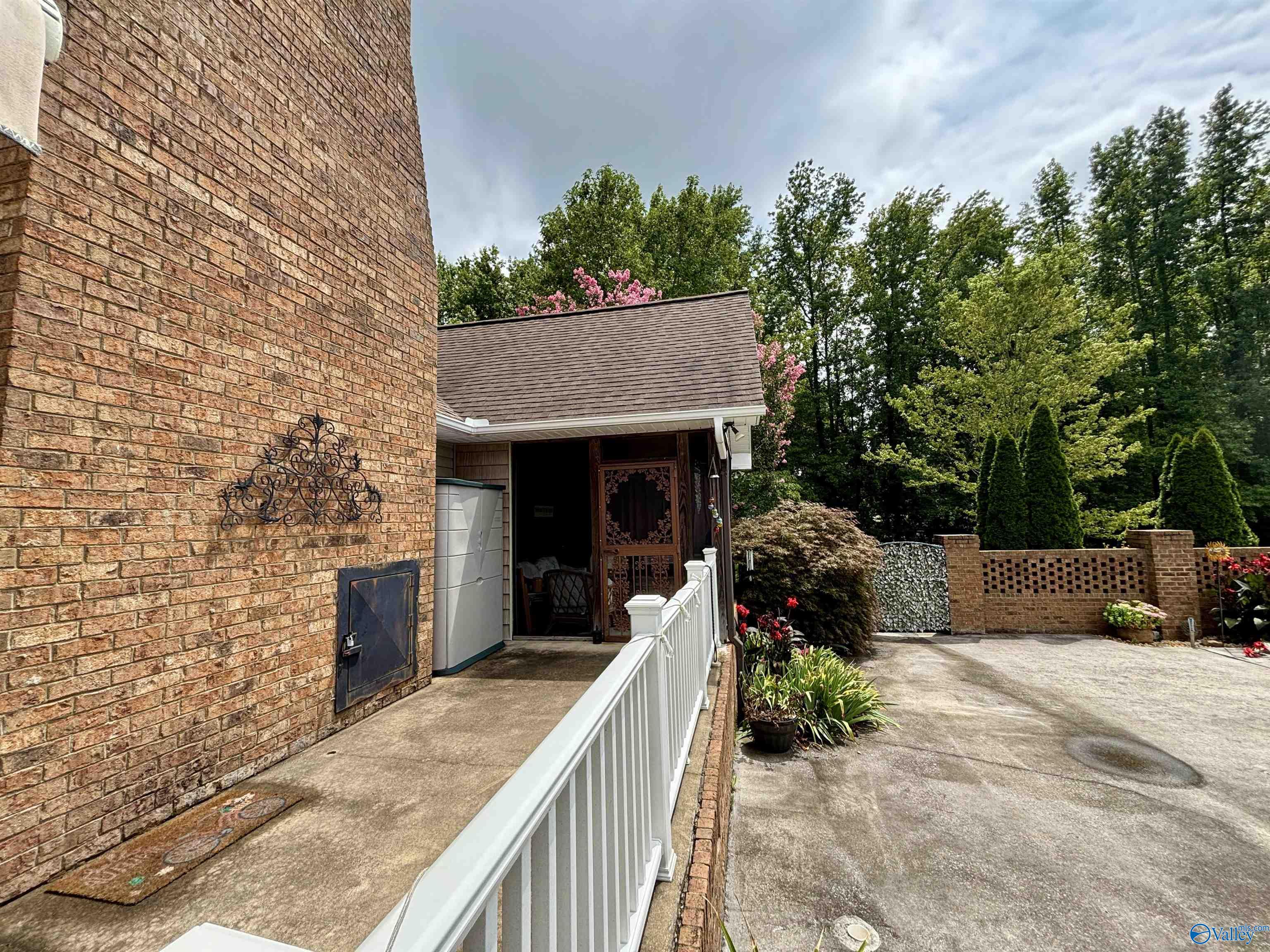 410 Roden Avenue