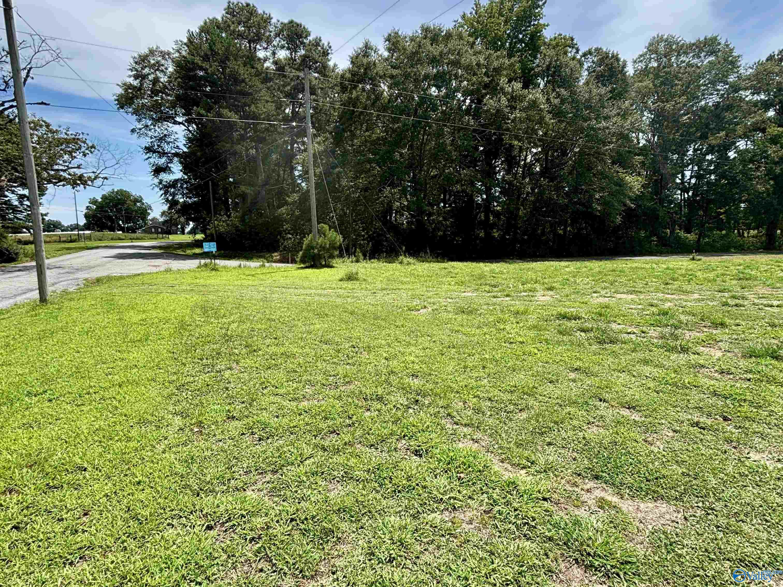 0.75 ac Needmore Road