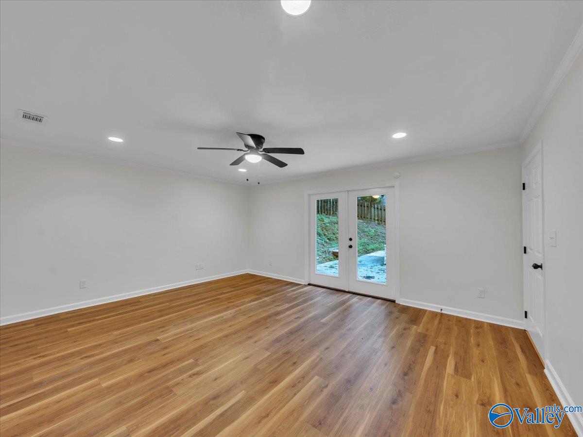 1729 Forest Drive