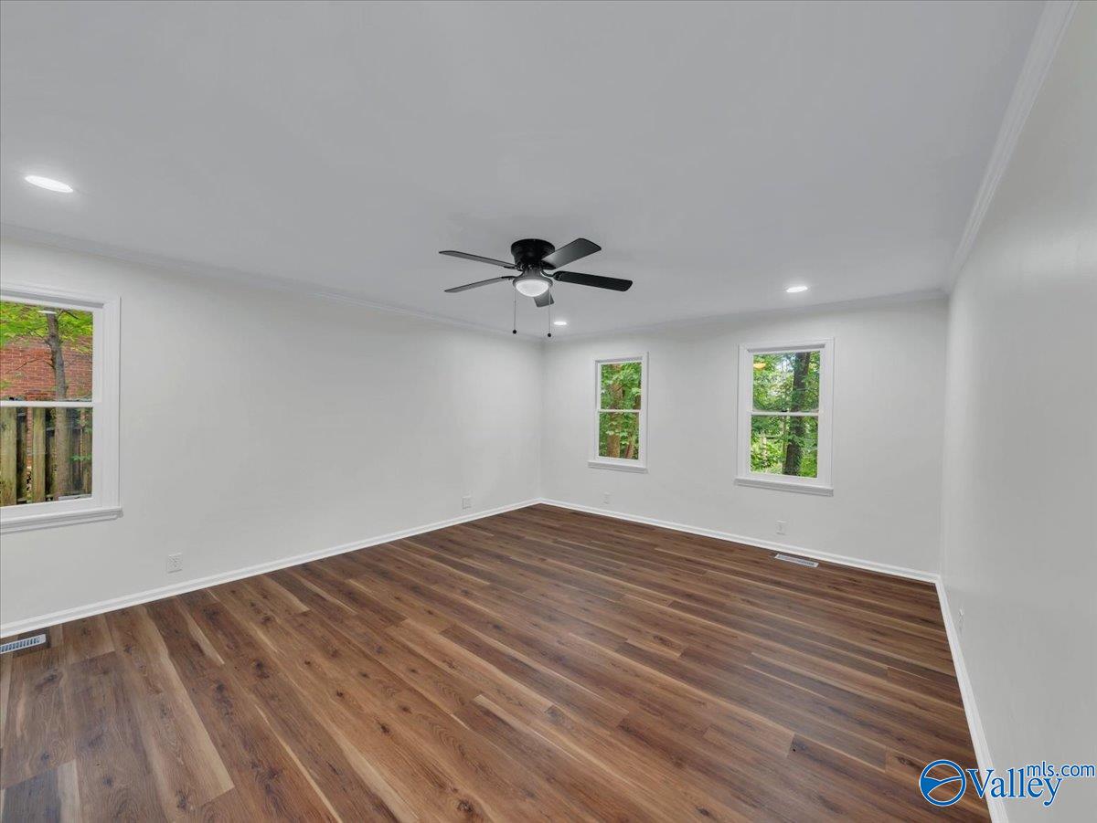 1729 Forest Drive