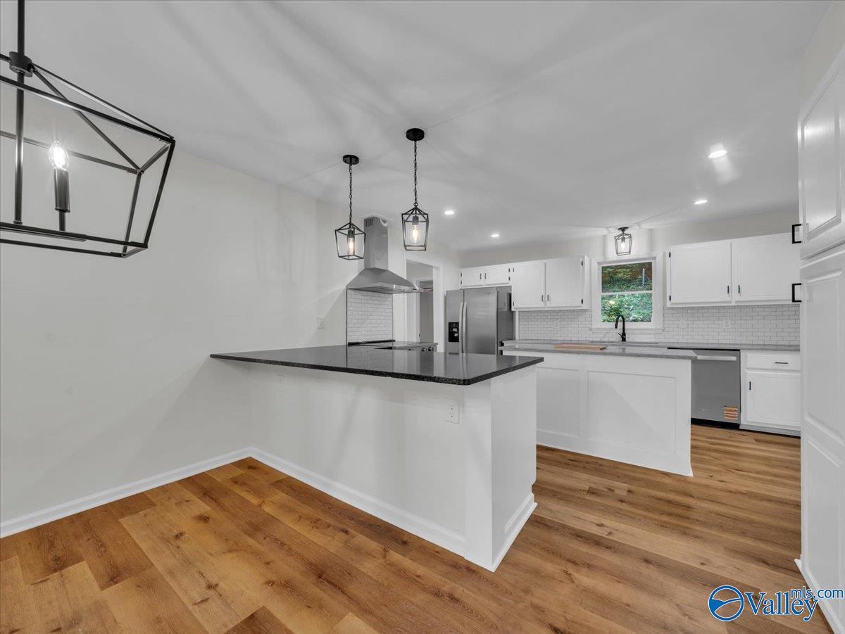 1729 Forest Drive