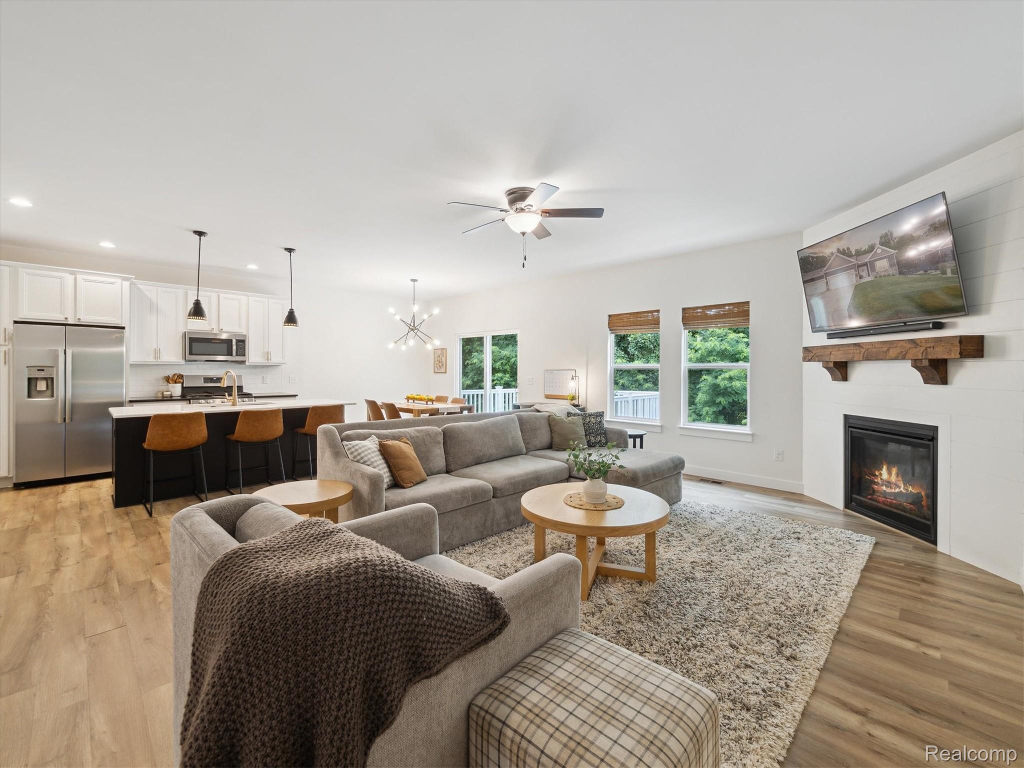 2949 Blue Sky Drive 22