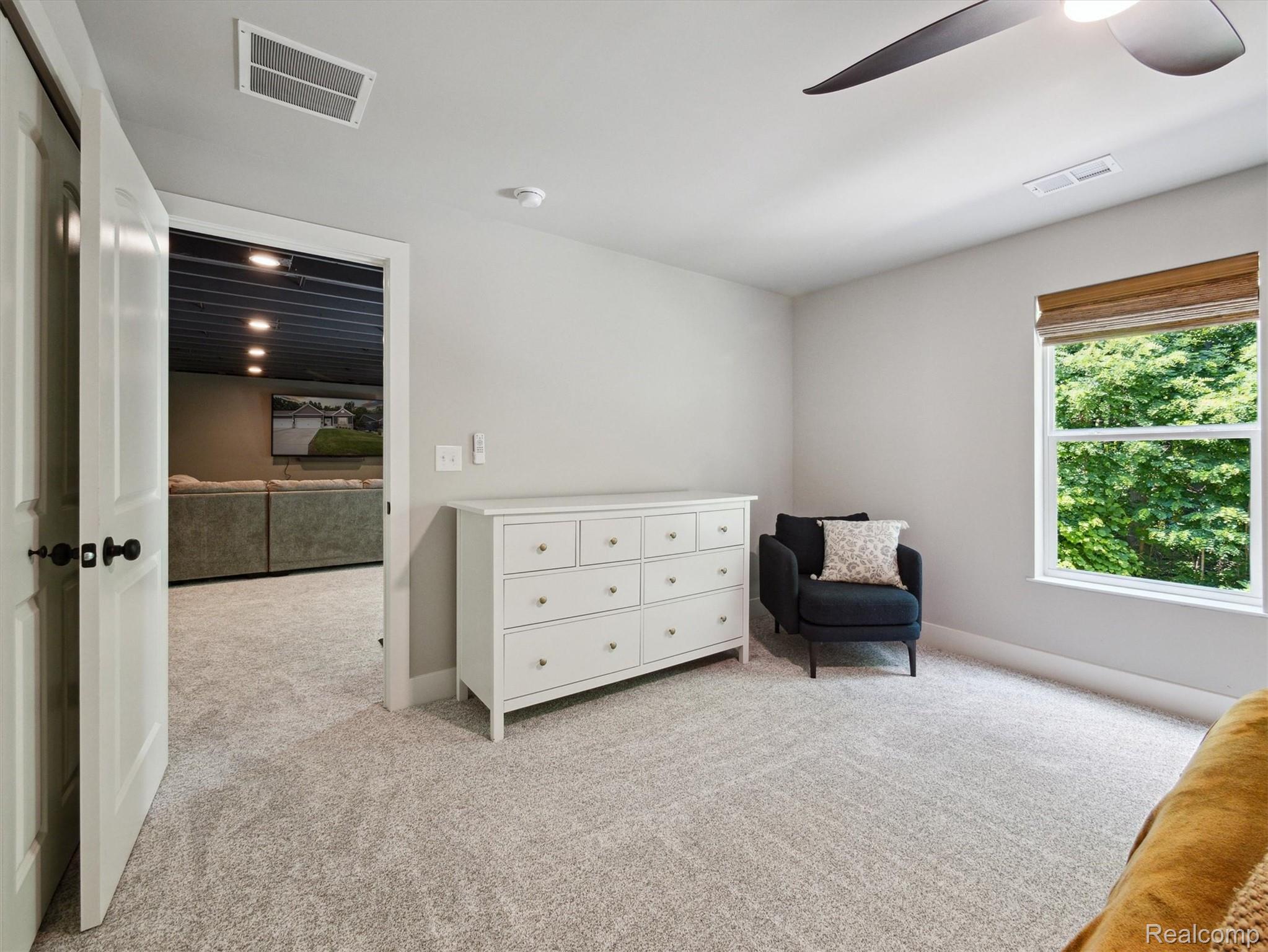 2949 Blue Sky Drive 22