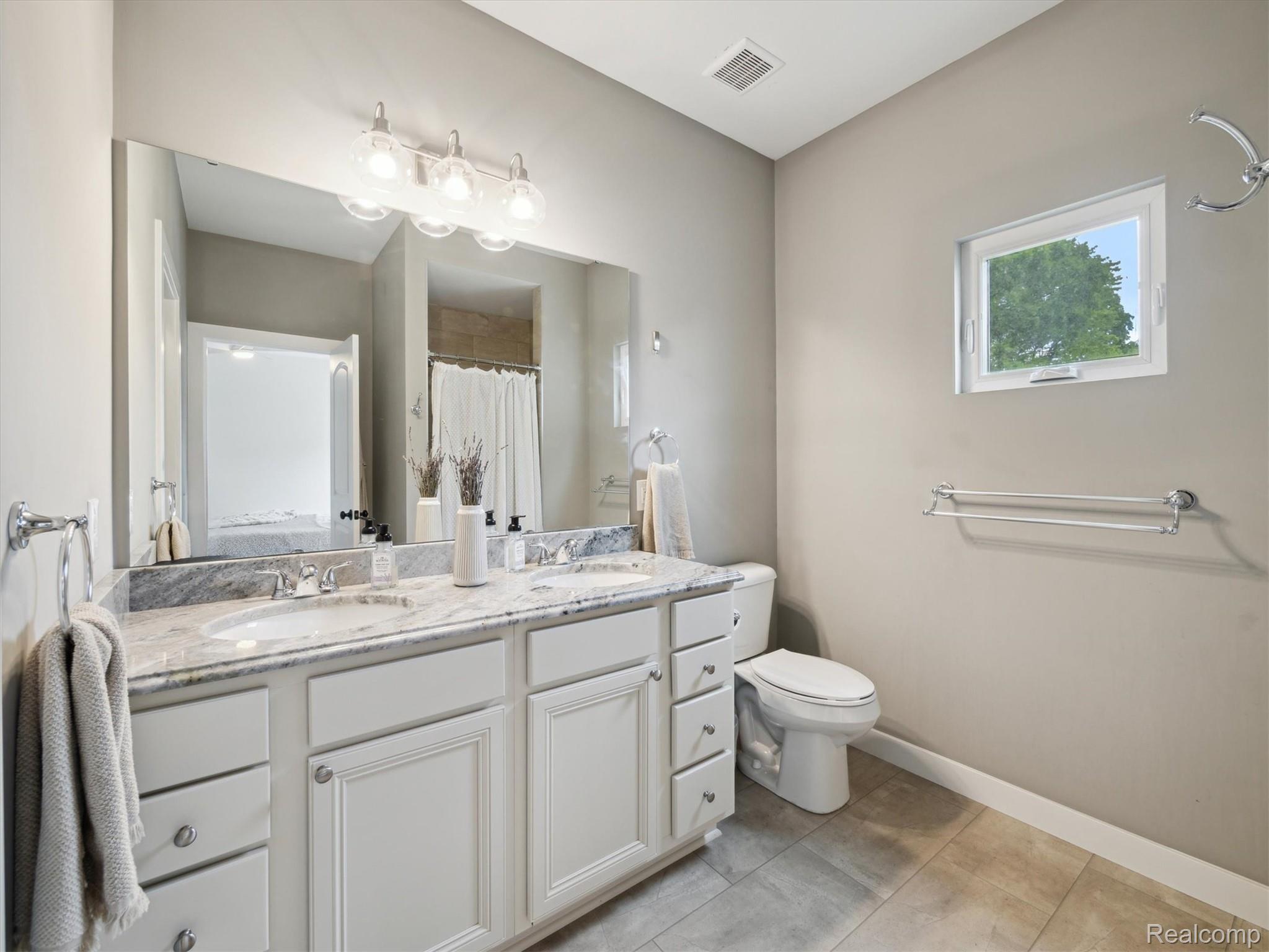 2949 Blue Sky Drive 22