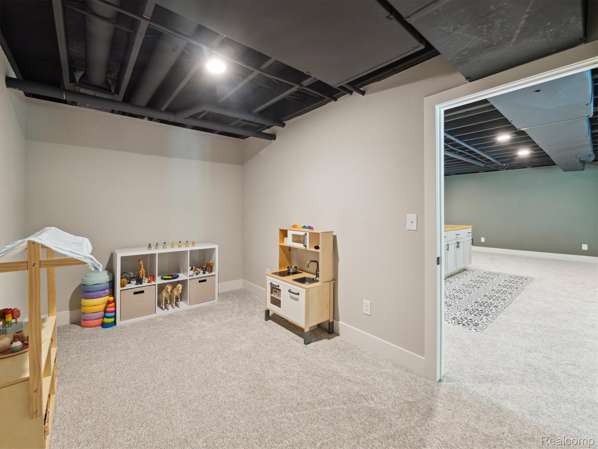 2949 Blue Sky Drive 22