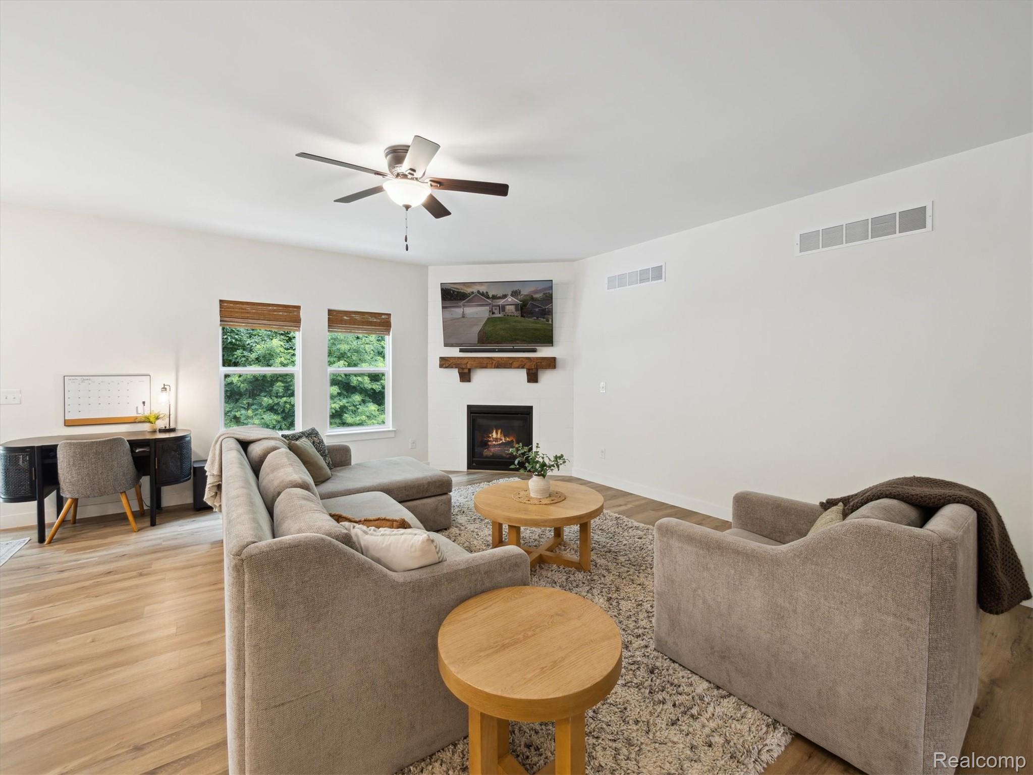 2949 Blue Sky Drive 22