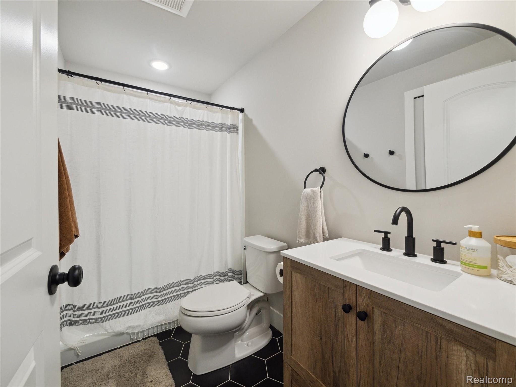 2949 Blue Sky Drive 22