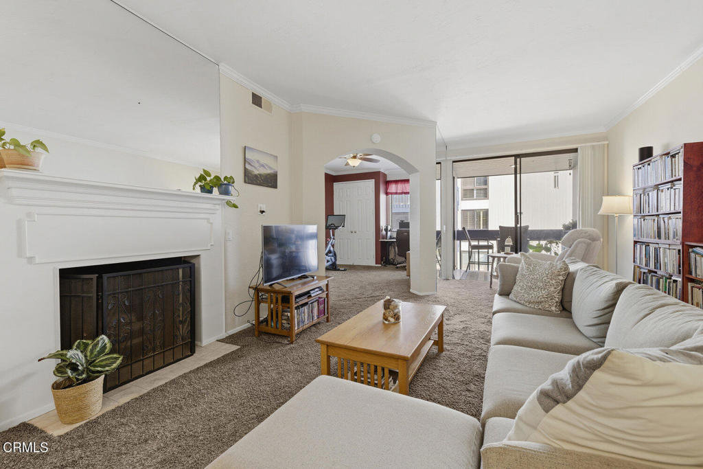 350 Paseo De Playa 205