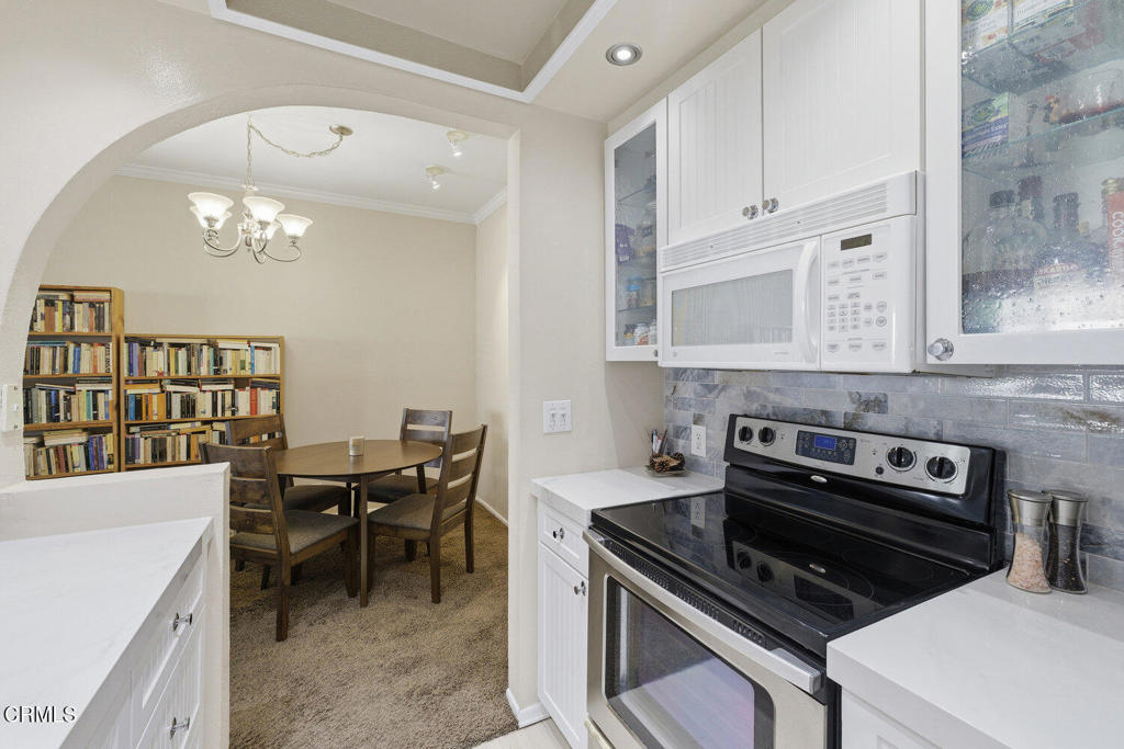 350 Paseo De Playa 205