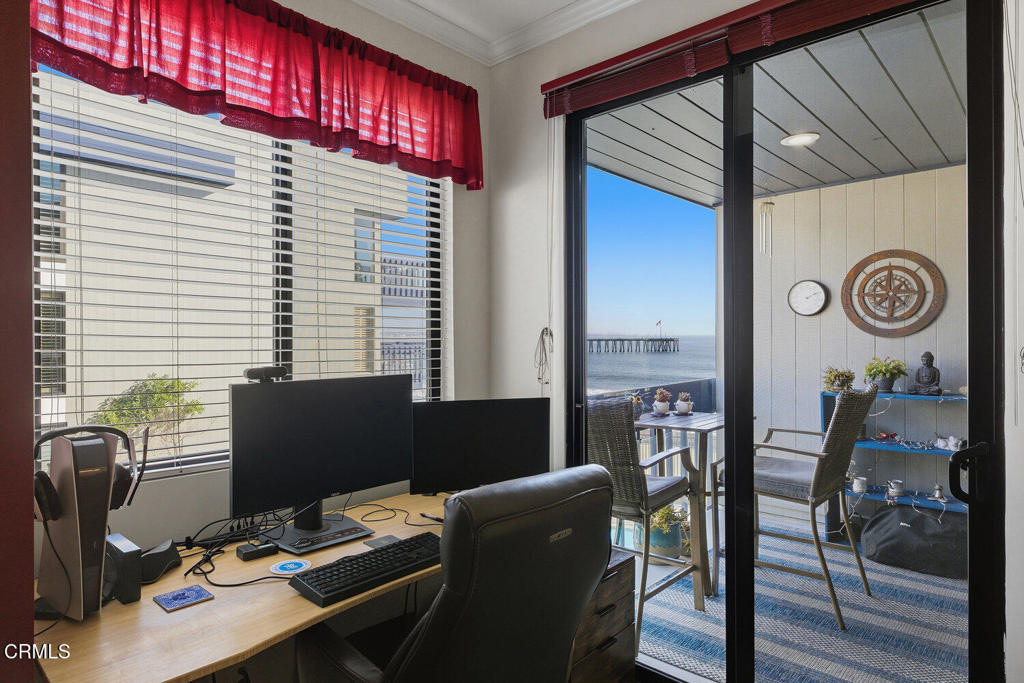 350 Paseo De Playa 205