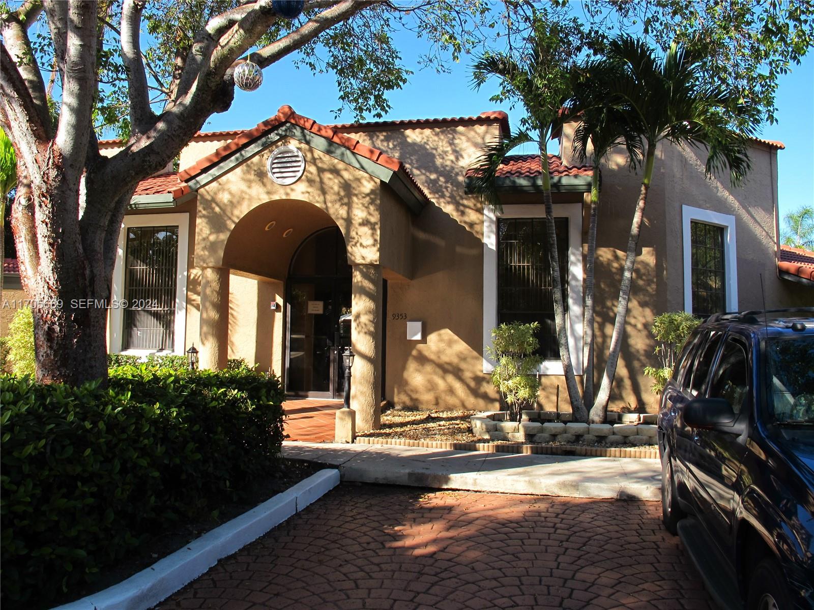 8879 W Sunrise Boulevard