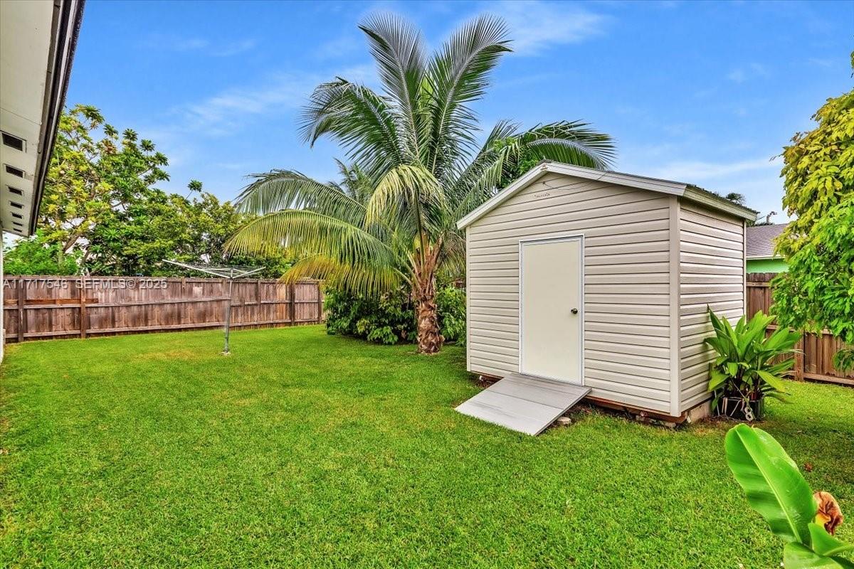 25855 SW 124th Place