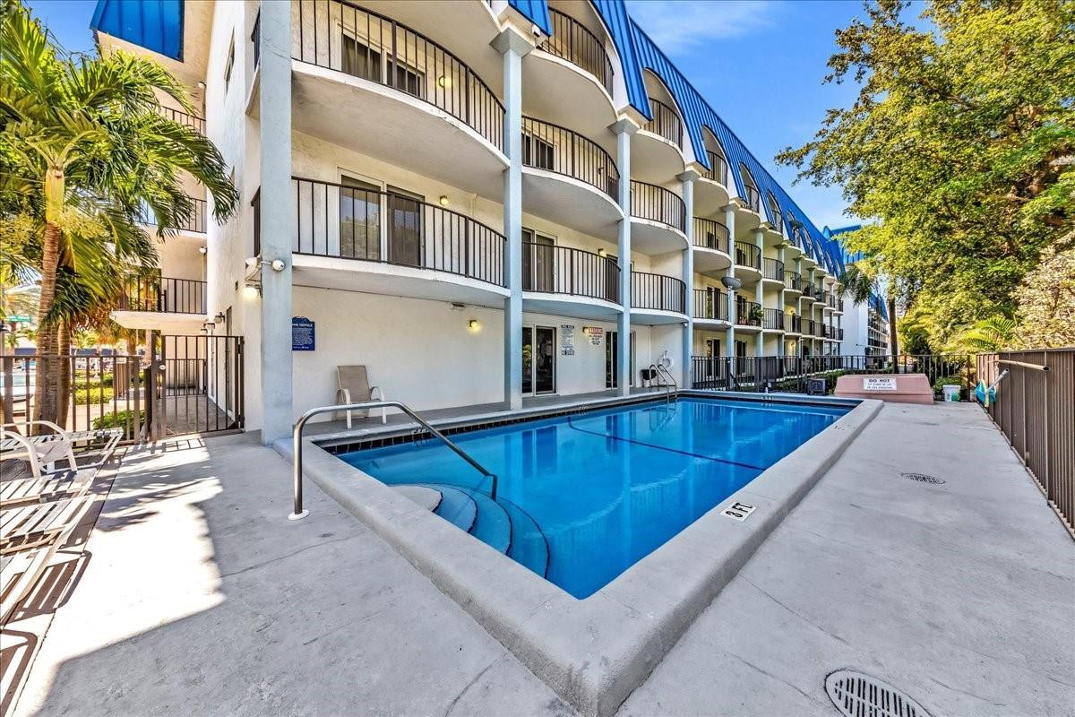 3909 N Ocean Boulevard 210