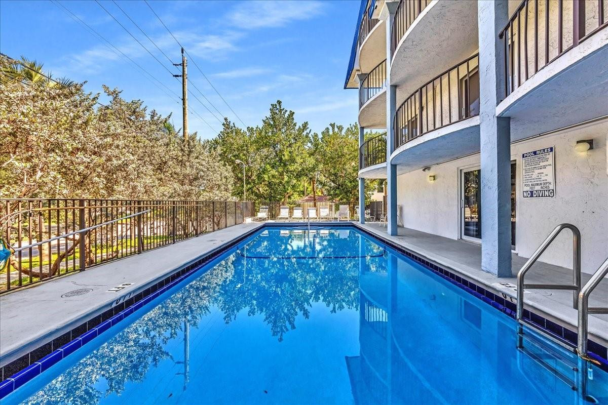 3909 N Ocean Boulevard 210