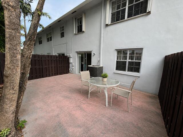 1759 SW 81st Lane