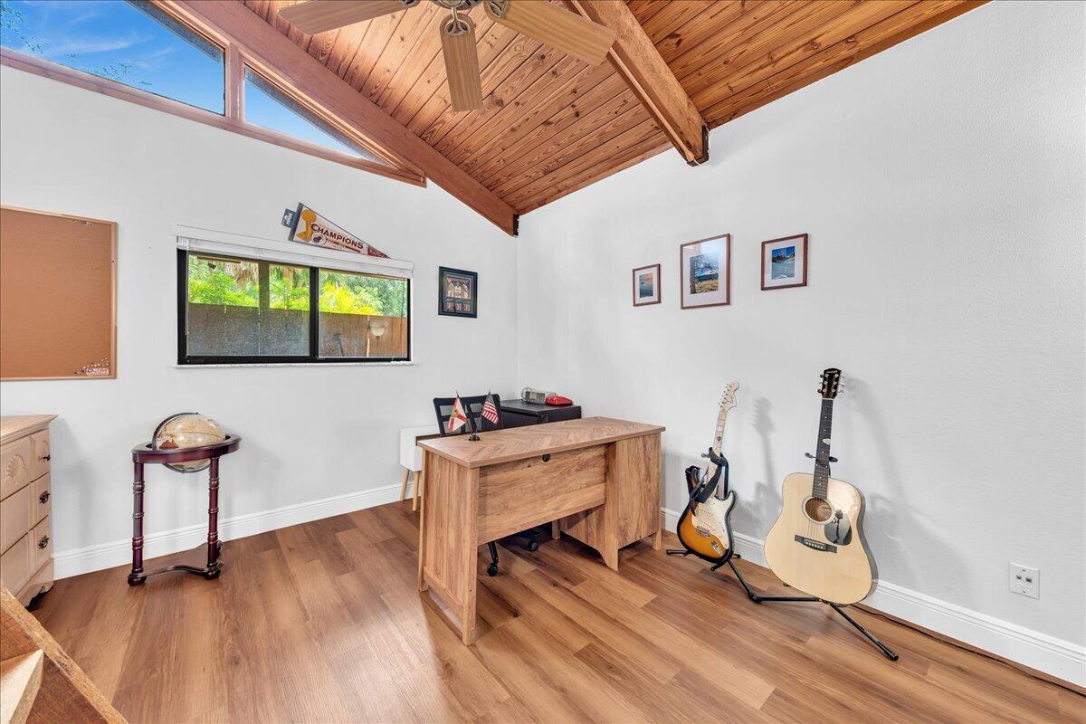 6120 NW 33rd Way
