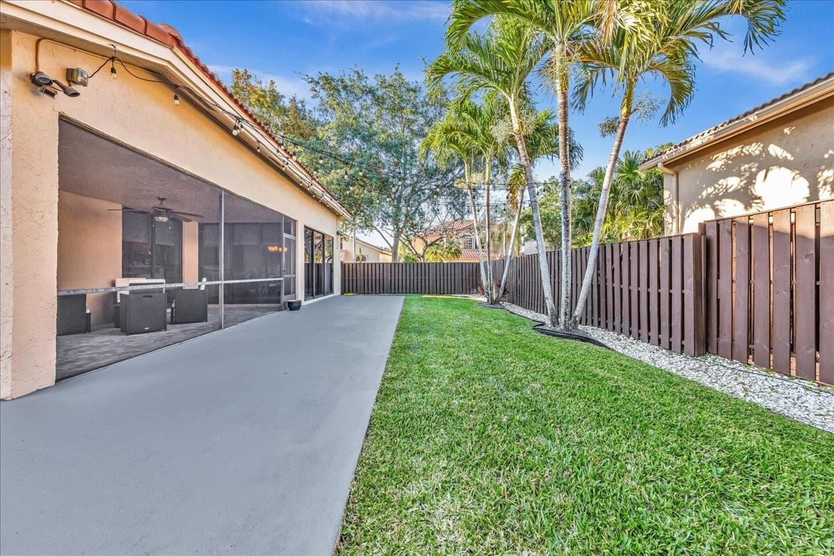 1640 NW 104th Avenue