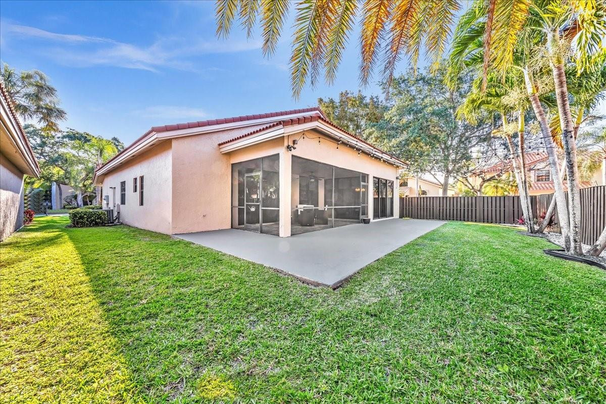 1640 NW 104th Avenue