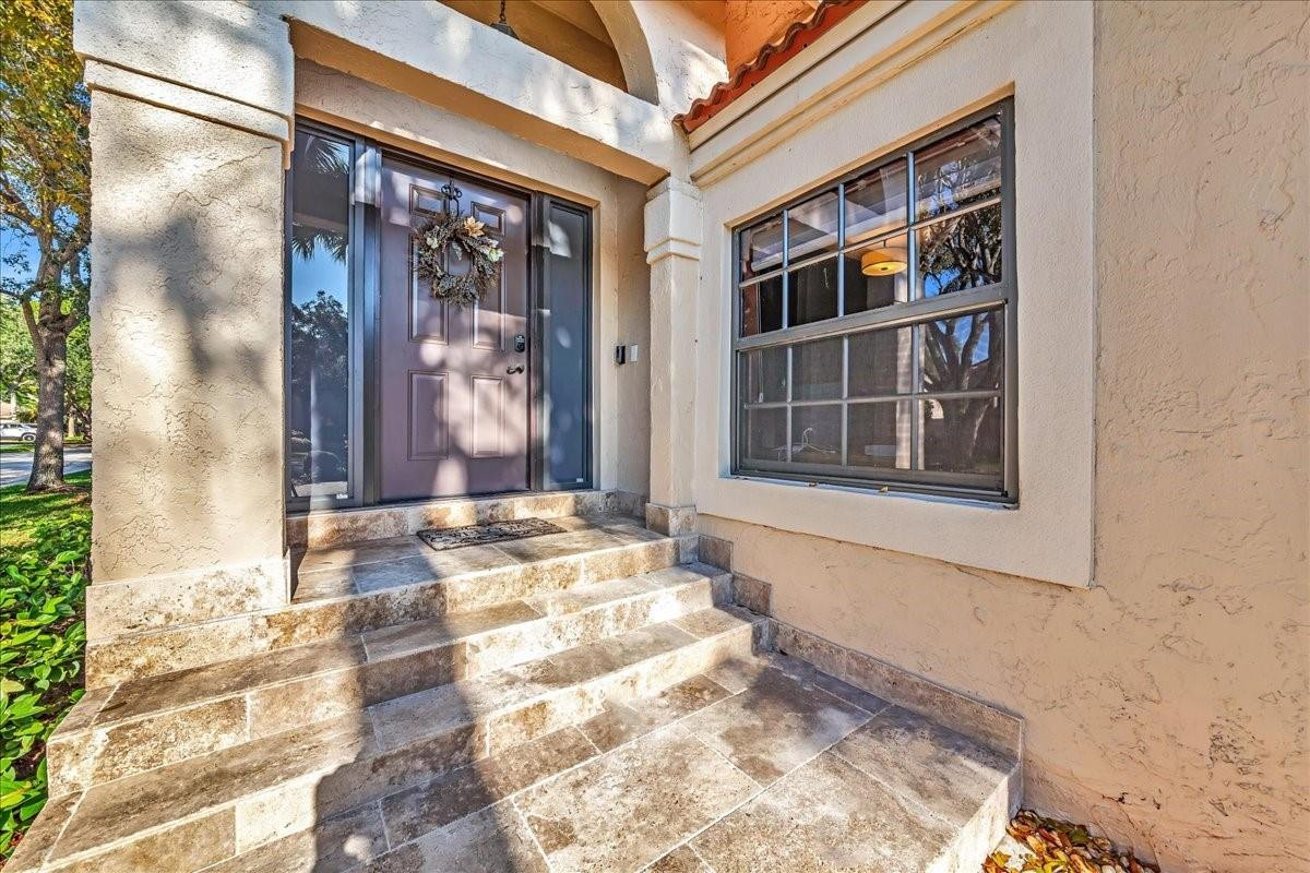 1640 NW 104th Avenue