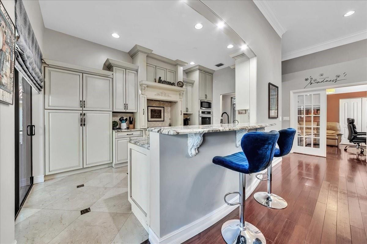 1640 NW 104th Avenue