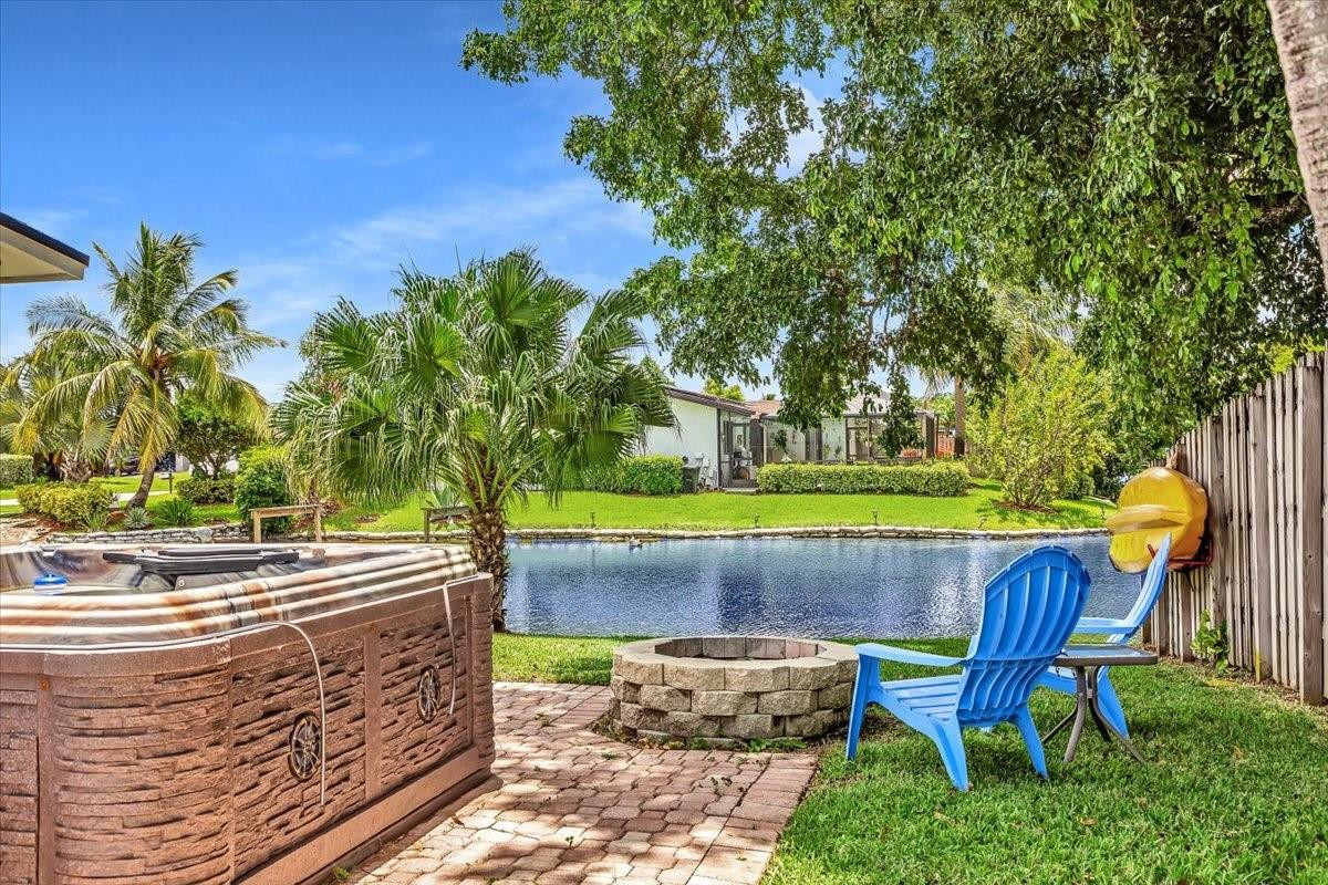 2461 NW 93rd Lane