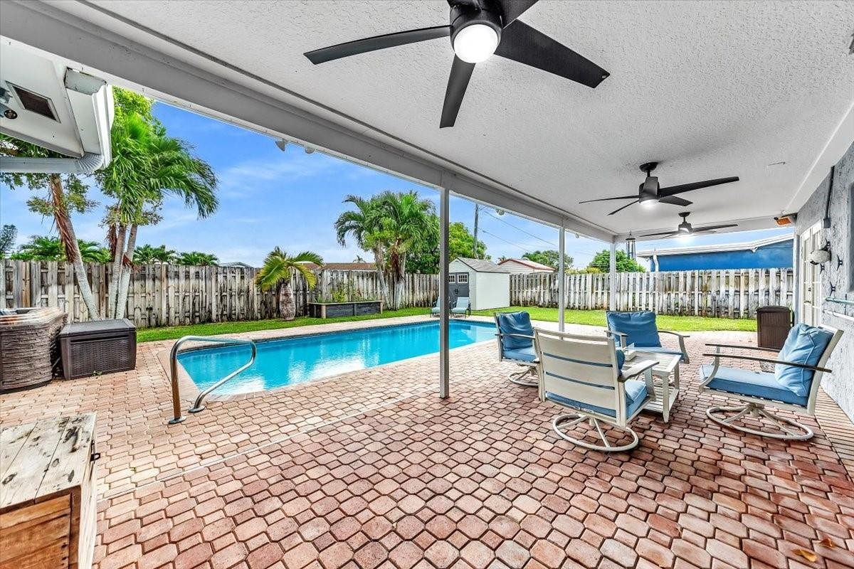 2461 NW 93rd Lane