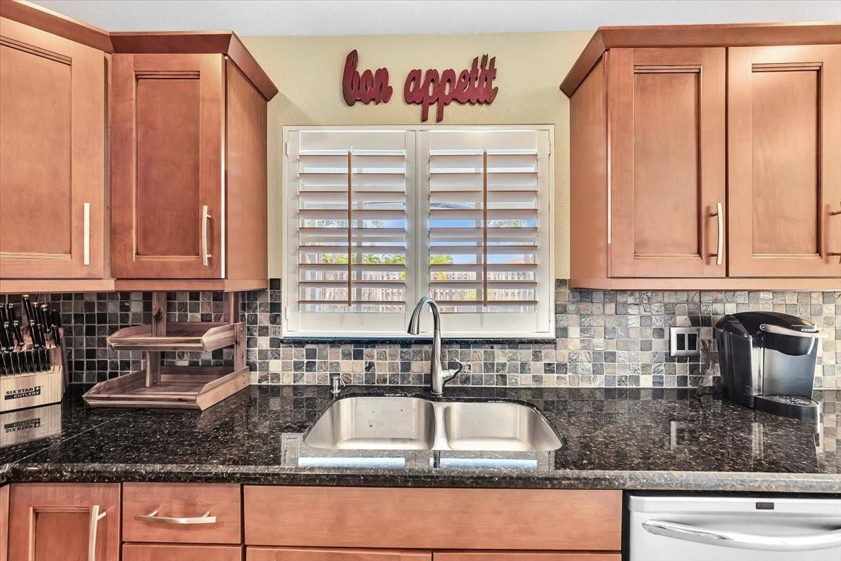 2461 NW 93rd Lane