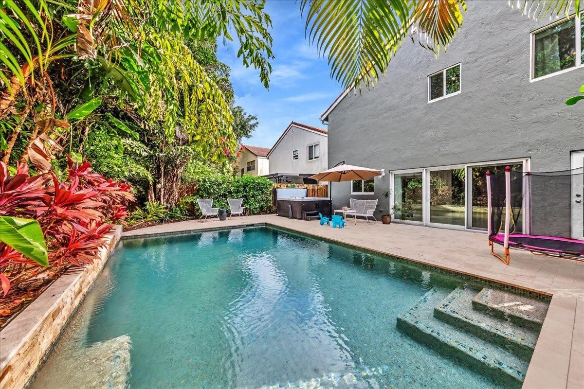 1178 NW 108th Terrace