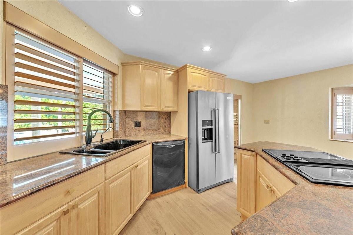 8177 NW 53rd Court